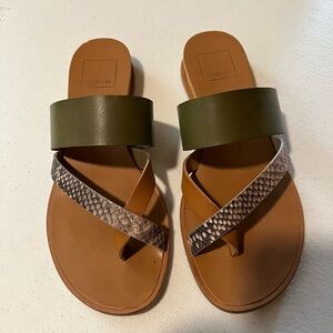 Dolce Vita Women’s Sandals. Size 6. Moss green & Snake pattern. Minimal wears.